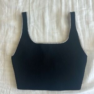 Babaton Black & white cropped rib tank- size small